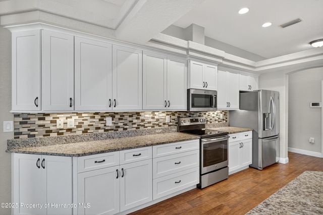 10271 Palmgren Lane, Spring Hill, FL 34608