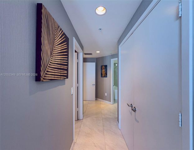 17111 Biscayne Boulevard 1705, North Miami Beach, FL 33160