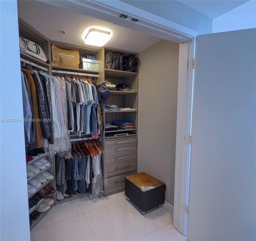 17111 Biscayne Boulevard 1705, North Miami Beach, FL 33160