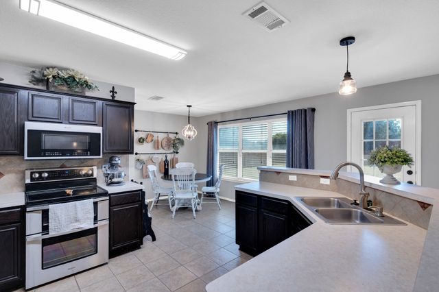 414 Mountain Peak Bend, Midlothian, TX 76065