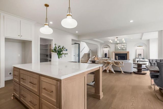 17624 High Street, Overland Park, KS 66085