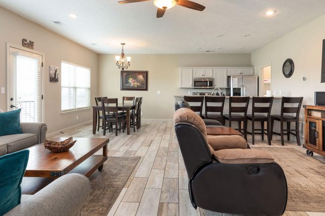 71 Bunker Drive A, Branson West, MO 65737