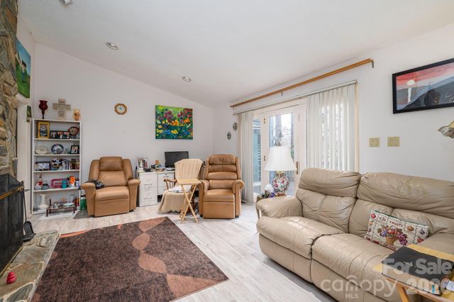 2805 Patio Lane, Gastonia, NC 28056