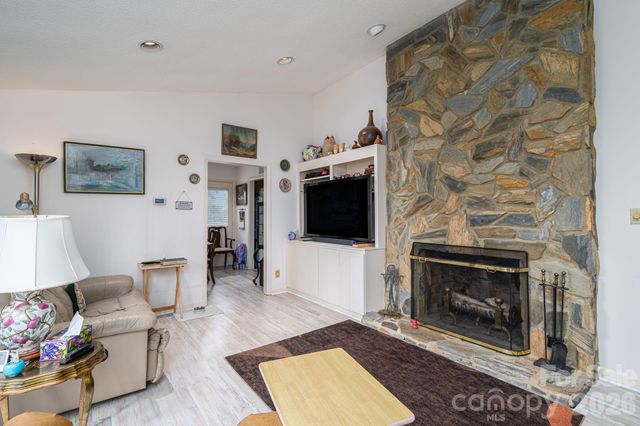 2805 Patio Lane, Gastonia, NC 28056