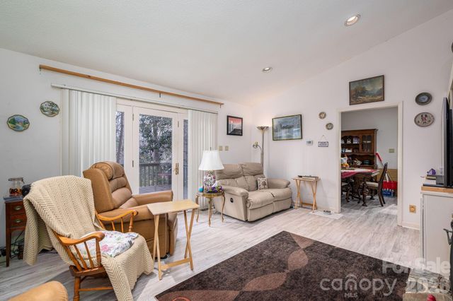 2805 Patio Lane, Gastonia, NC 28056