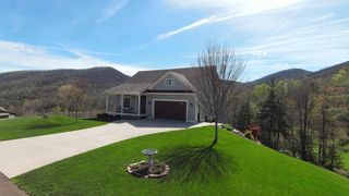 463 Ivy Log Heights Road, Young Harris, GA 30582