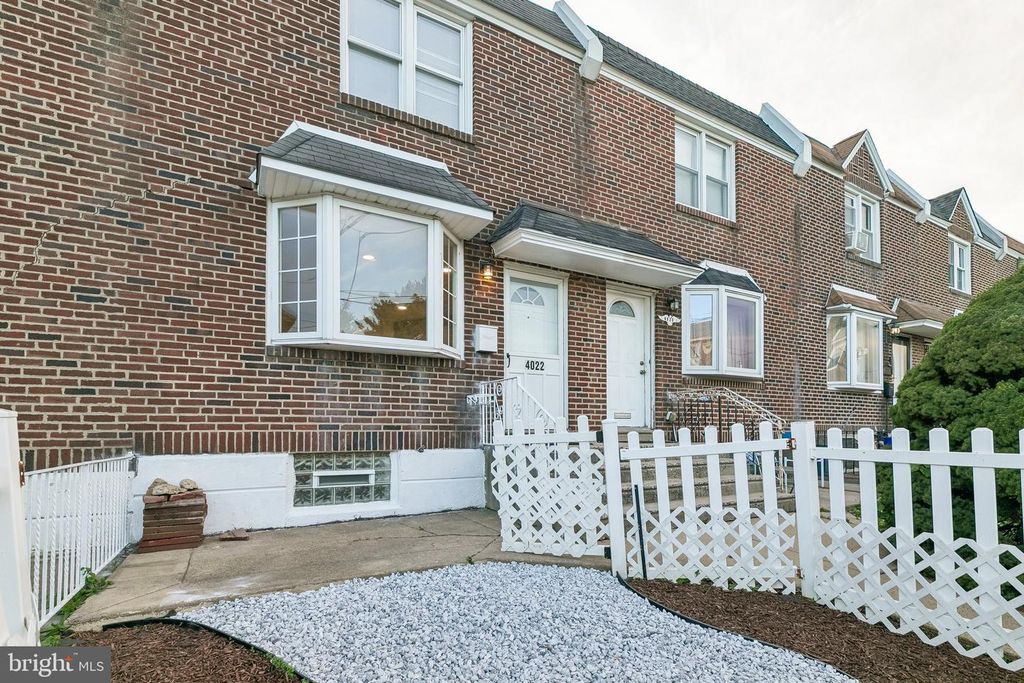 4022 BENNER ST, PHILADELPHIA, PA 19135 — photo 2