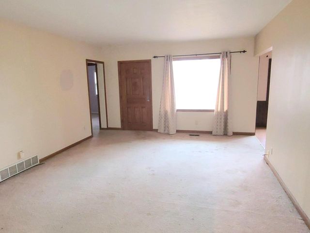 12975 Golf PARKWAY, Brookfield, WI 53005