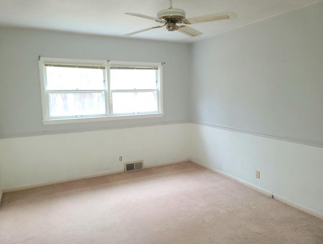 12975 Golf PARKWAY, Brookfield, WI 53005