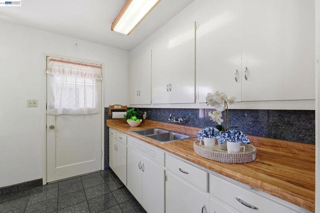 3838 Monterey Blvd., San Leandro, CA 94578