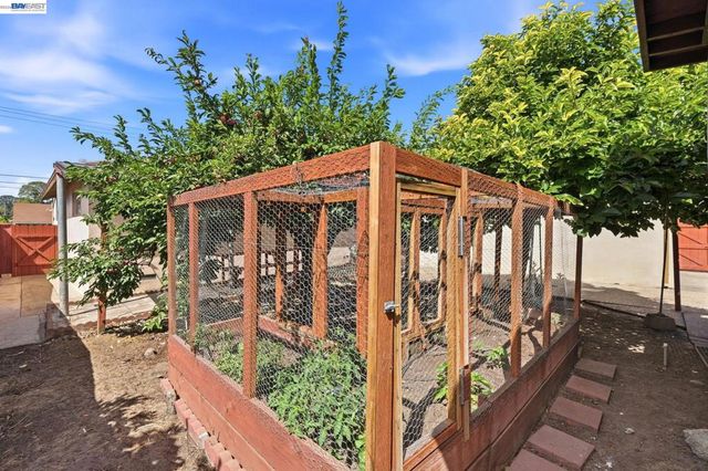 3838 Monterey Blvd., San Leandro, CA 94578