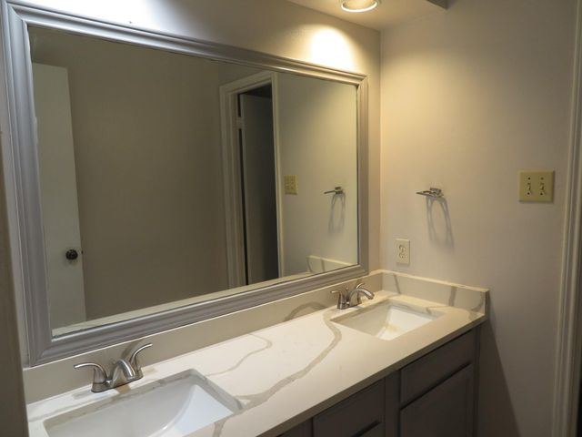 12824 Westpark Drive, Houston, TX 77082