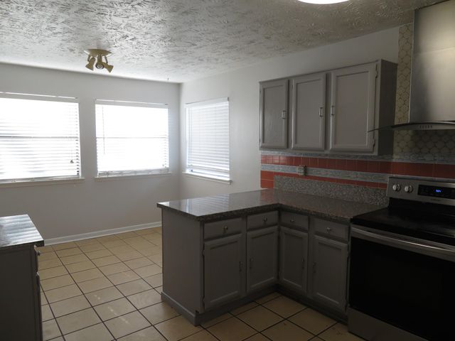 12824 Westpark Drive, Houston, TX 77082