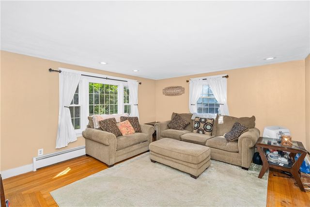 538 Bound Road, Woonsocket, RI 02895