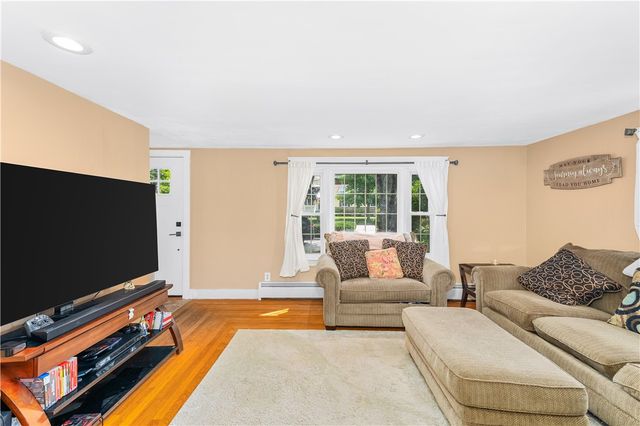 538 Bound Road, Woonsocket, RI 02895