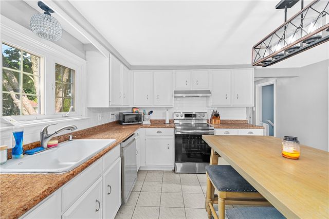 538 Bound Road, Woonsocket, RI 02895