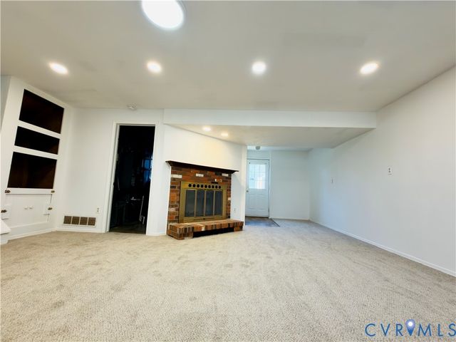 4304 Walton Farms Dr, Henrico, VA 23294