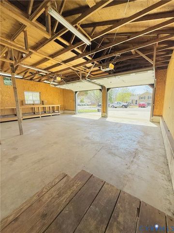 4304 Walton Farms Dr, Henrico, VA 23294