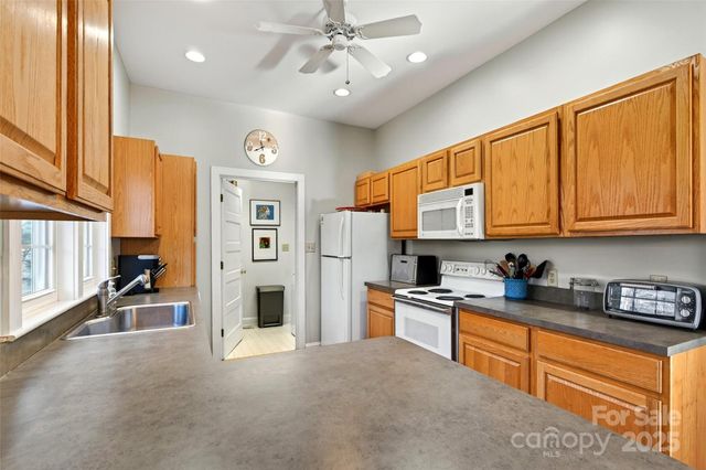 308 Texas Road, Montreat, NC 28711