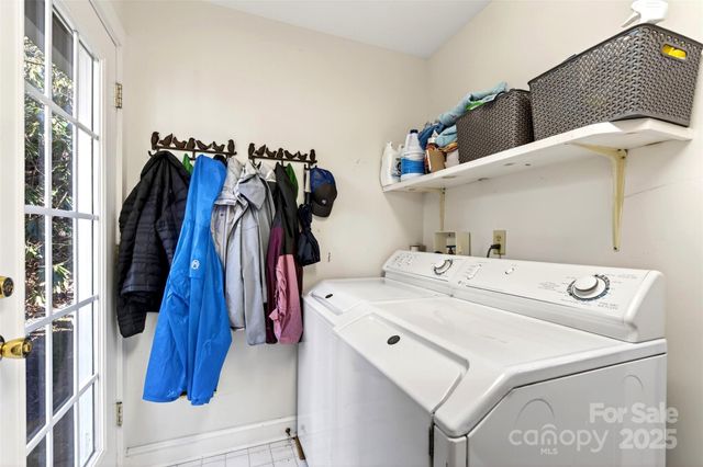 308 Texas Road, Montreat, NC 28711