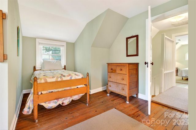 308 Texas Road, Montreat, NC 28711