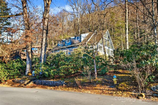 308 Texas Road, Montreat, NC 28711