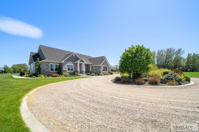 1059 N 575 E, Firth, ID 83236