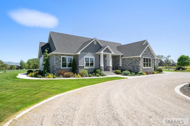 1059 N 575 E, Firth, ID 83236