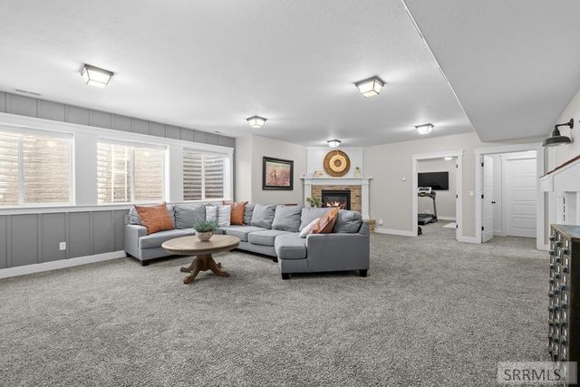1059 N 575 E, Firth, ID 83236