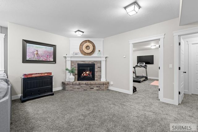1059 N 575 E, Firth, ID 83236