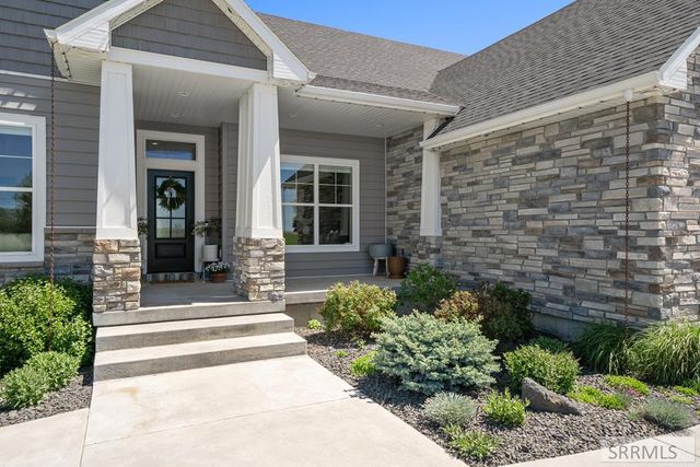 1059 N 575 E, Firth, ID 83236