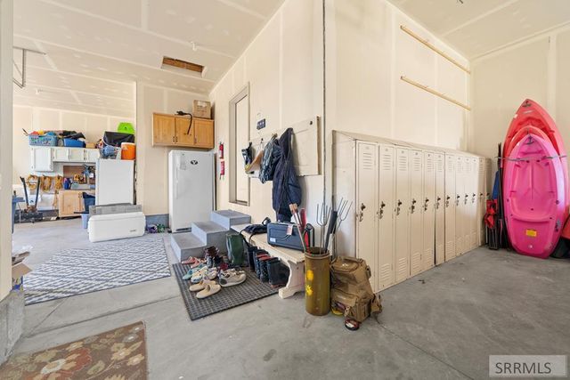 1059 N 575 E, Firth, ID 83236