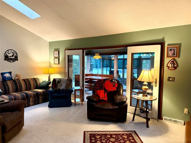 27 TENNYSON Court, Erie, PA 16509