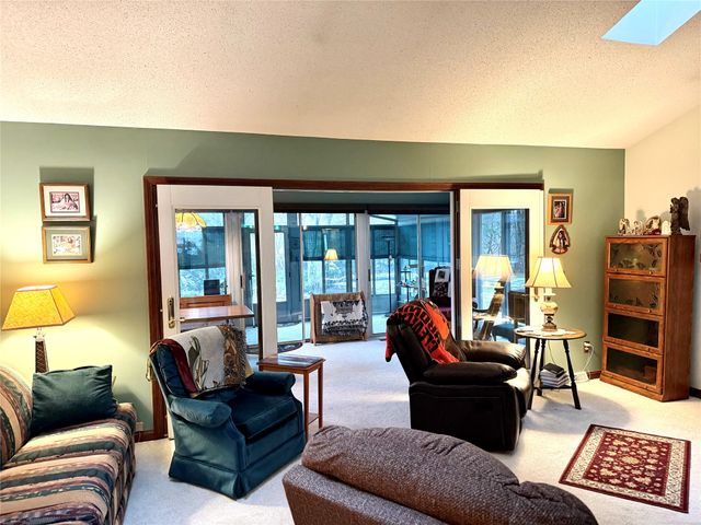 27 TENNYSON Court, Erie, PA 16509