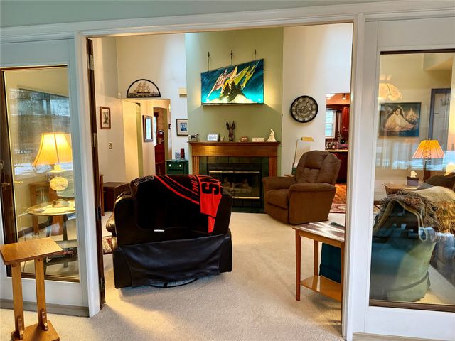 27 TENNYSON Court, Erie, PA 16509