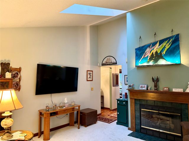 27 TENNYSON Court, Erie, PA 16509