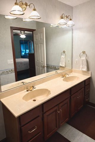 27 TENNYSON Court, Erie, PA 16509