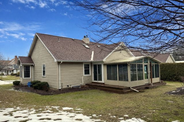 27 TENNYSON Court, Erie, PA 16509