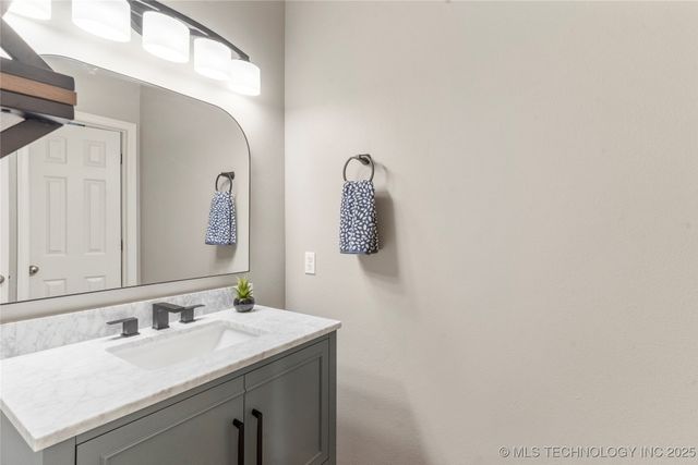 11163 S 55th West Avenue, Sapulpa, OK 74066