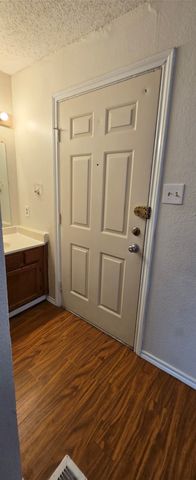 9805 Walnut Street 204, Dallas, TX 75243
