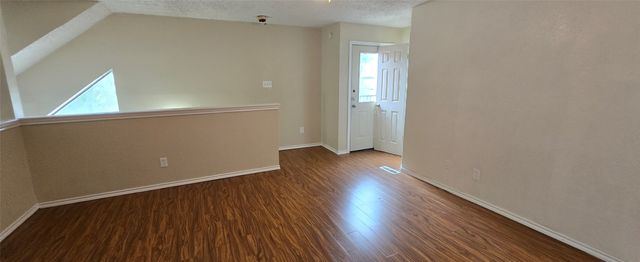 9805 Walnut Street 204, Dallas, TX 75243