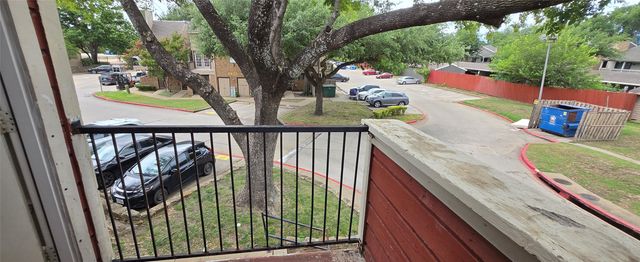 9805 Walnut Street 204, Dallas, TX 75243