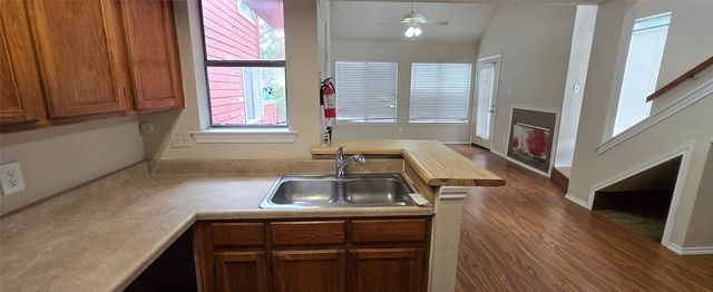 9805 Walnut Street 204, Dallas, TX 75243