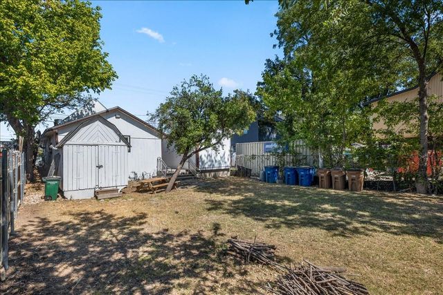 2606 Santa Rosa ST, Austin, TX 78702