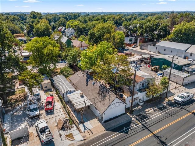 2606 Santa Rosa ST, Austin, TX 78702