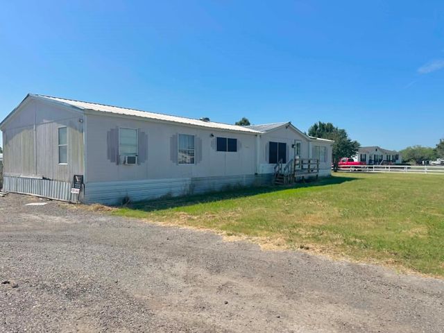 1275 John Wayne Road, Kaufman, TX 75142