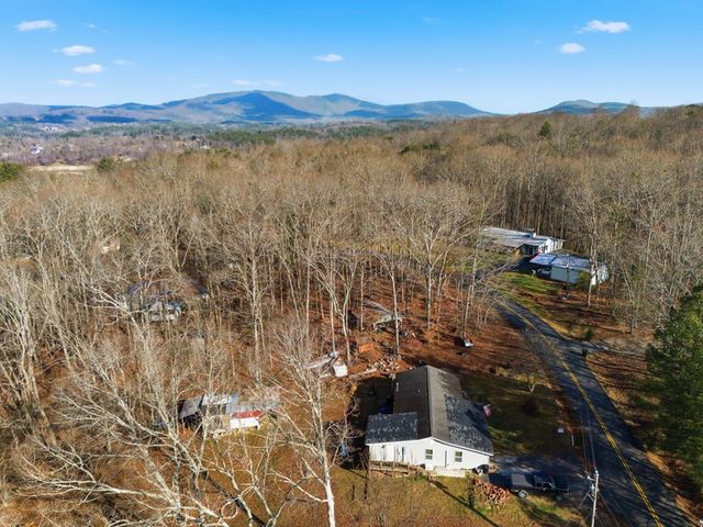 35 Garrett Circle, Blairsville, GA 30512