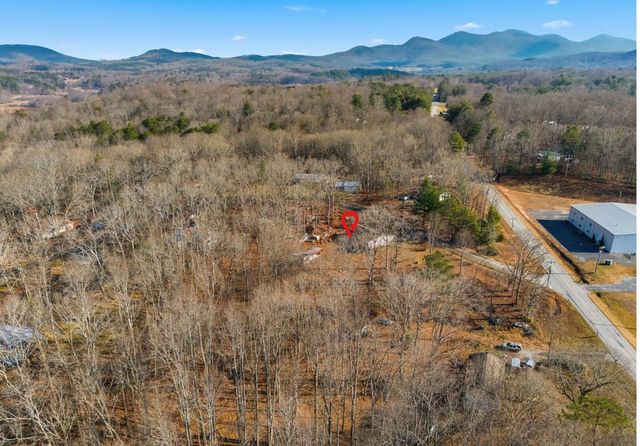35 Garrett Circle, Blairsville, GA 30512