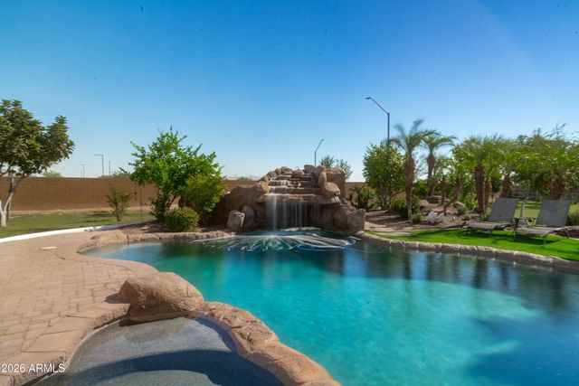 24313 W GROVE Street, Buckeye, AZ 85326