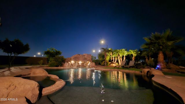 24313 W GROVE Street, Buckeye, AZ 85326